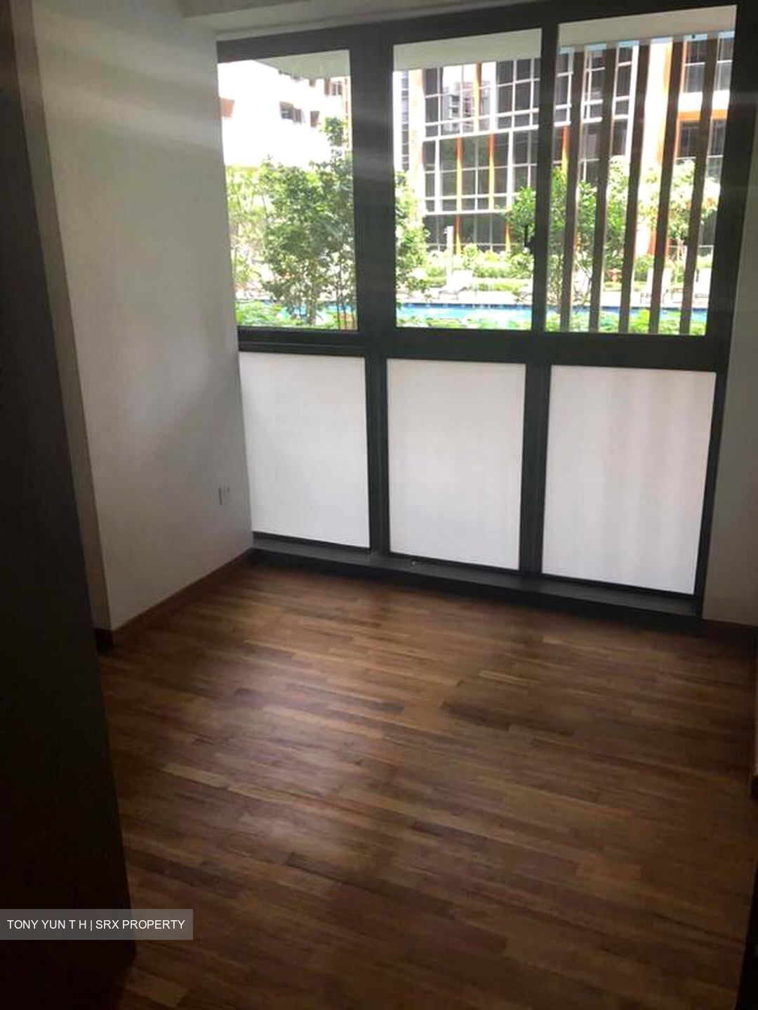 Sims Urban Oasis (D14), Condominium #524689111